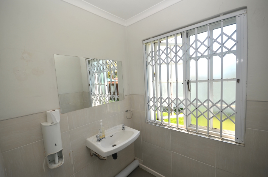 Commercial Property for Sale in Berea Eastern Cape